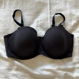SKIMS Fits Everybody Strapless Bra